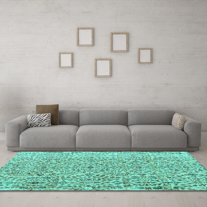 Machine Washable Persian Turquoise Traditional Area Rugs in a Living Room,, wshtr4122turq
