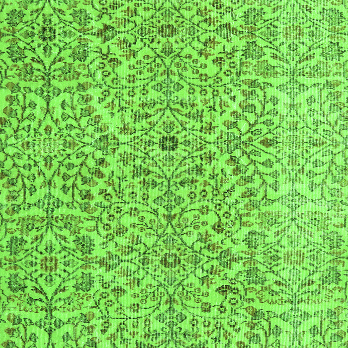 Serging Thickness of Machine Washable Persian Green Traditional Area Rugs, wshtr4122grn
