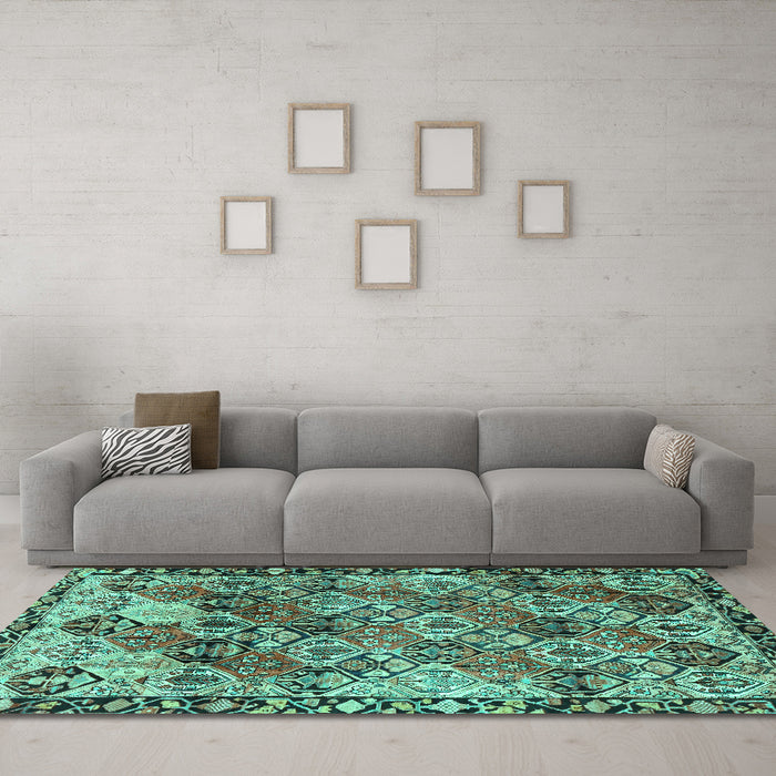 Machine Washable Persian Turquoise Traditional Area Rugs in a Living Room,, wshtr4123turq
