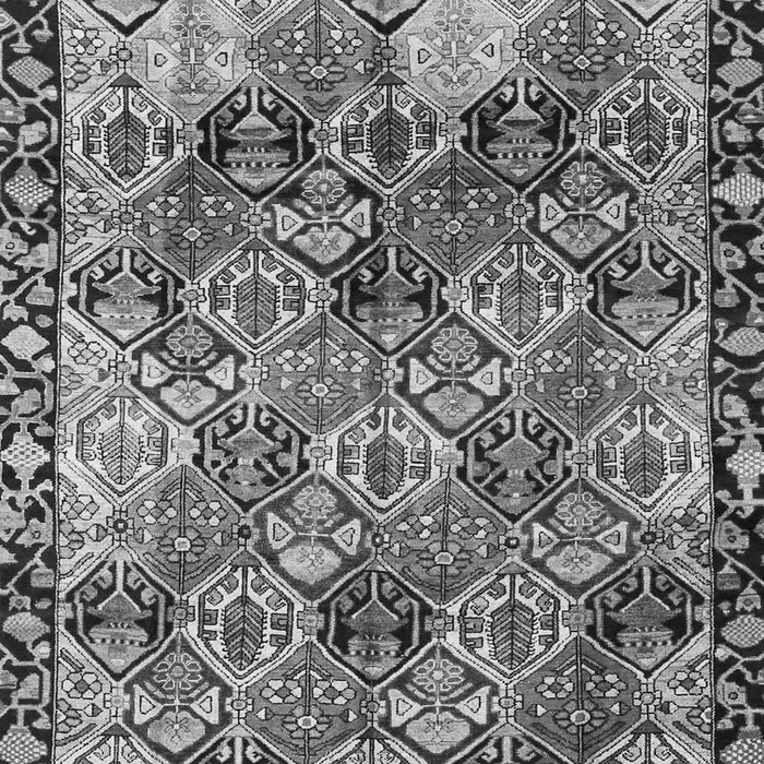 Serging Thickness of Machine Washable Persian Gray Traditional Rug, wshtr4123gry