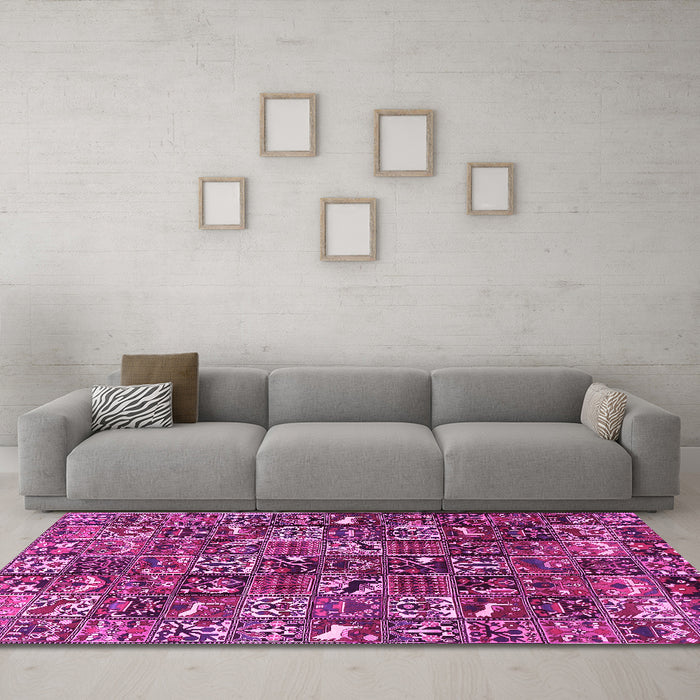 Machine Washable Persian Pink Traditional Rug in a Living Room, wshtr4126pnk