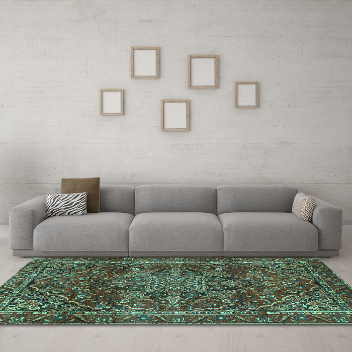 Machine Washable Persian Turquoise Traditional Area Rugs in a Living Room,, wshtr4128turq