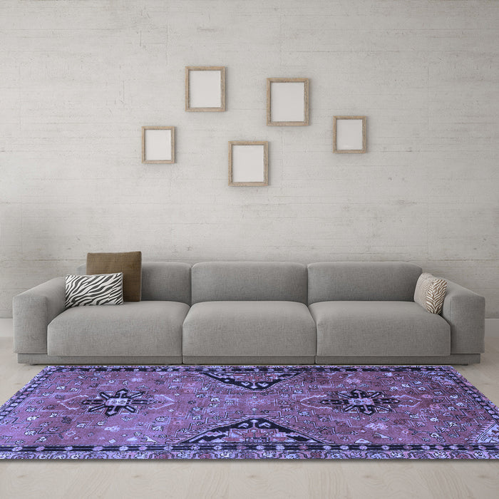 Machine Washable Persian Blue Traditional Rug in a Living Room, wshtr4132blu