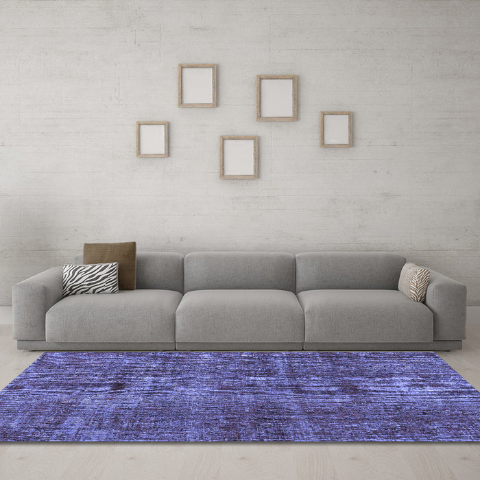 Machine Washable Persian Blue Traditional Rug in a Living Room, wshtr4133blu