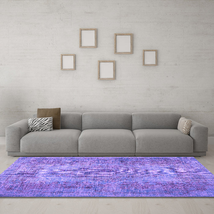 Machine Washable Persian Purple Traditional Area Rugs in a Living Room, wshtr4136pur