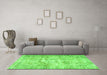 Machine Washable Persian Green Traditional Area Rugs in a Living Room,, wshtr4140grn