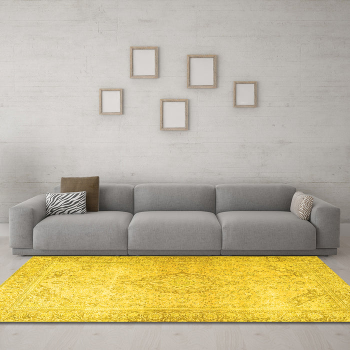 Machine Washable Persian Yellow Traditional Rug in a Living Room, wshtr4142yw