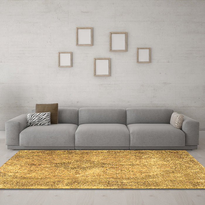 Machine Washable Persian Brown Traditional Rug in a Living Room,, wshtr4143brn