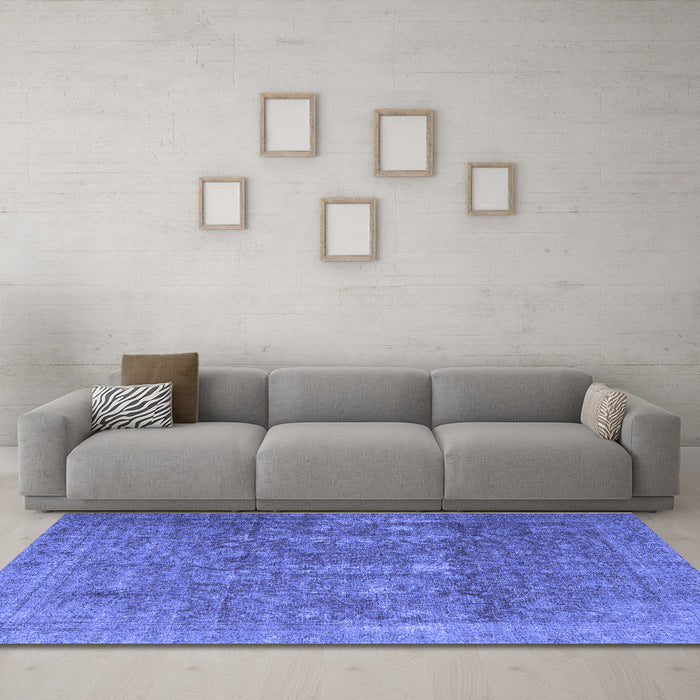 Machine Washable Persian Blue Traditional Rug in a Living Room, wshtr4145blu