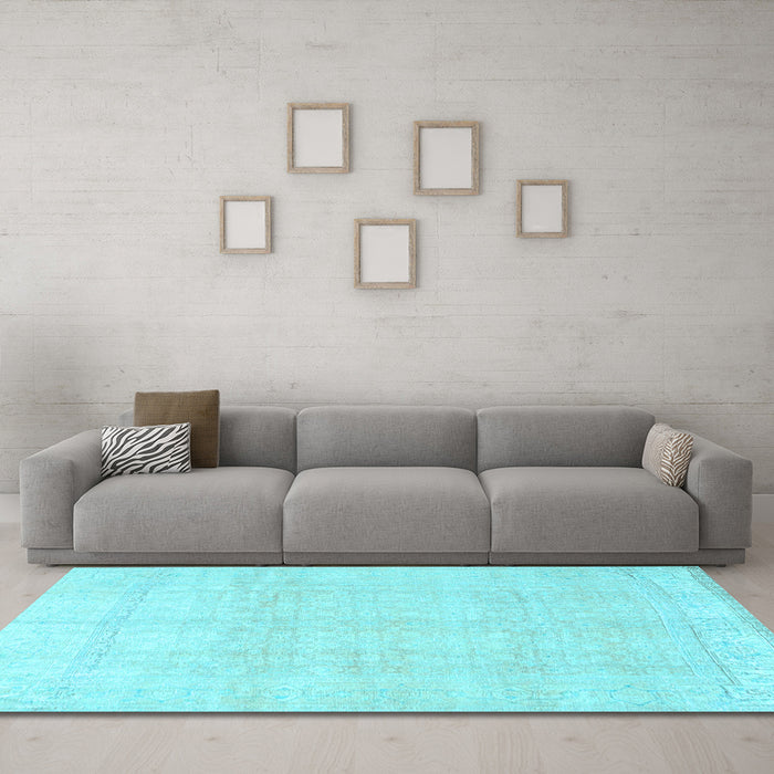 Machine Washable Persian Light Blue Traditional Rug in a Living Room, wshtr4148lblu