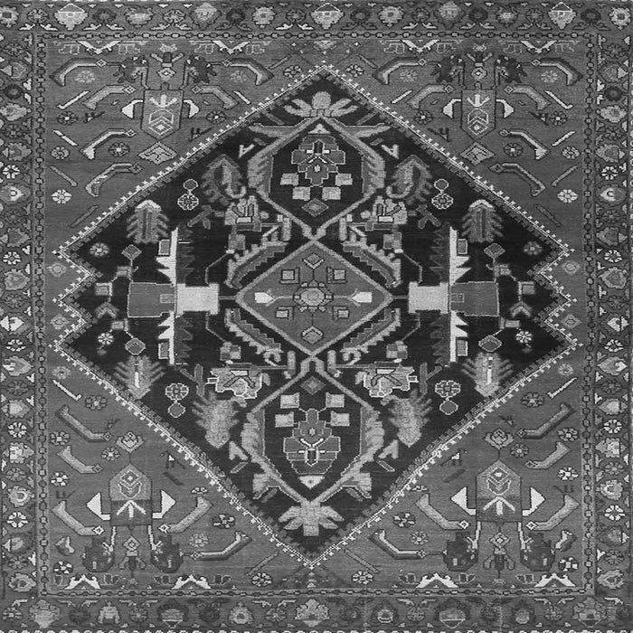 Serging Thickness of Medallion Gray Traditional Rug, tr4165gry