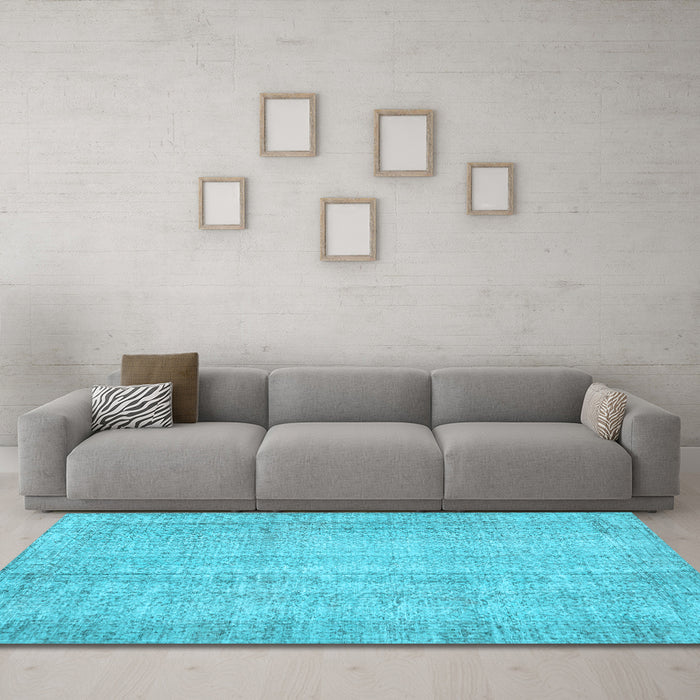 Machine Washable Persian Light Blue Traditional Rug in a Living Room, wshtr4167lblu