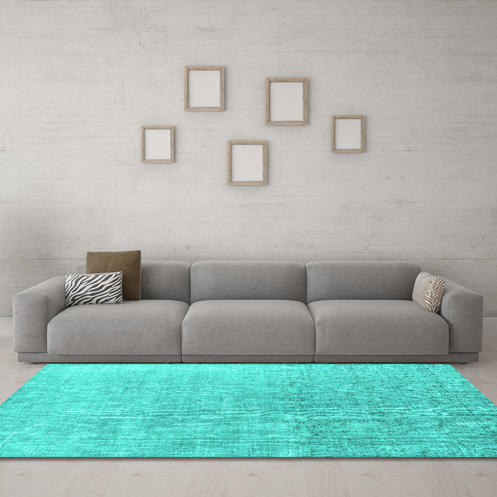 Machine Washable Persian Turquoise Traditional Area Rugs in a Living Room,, wshtr4169turq