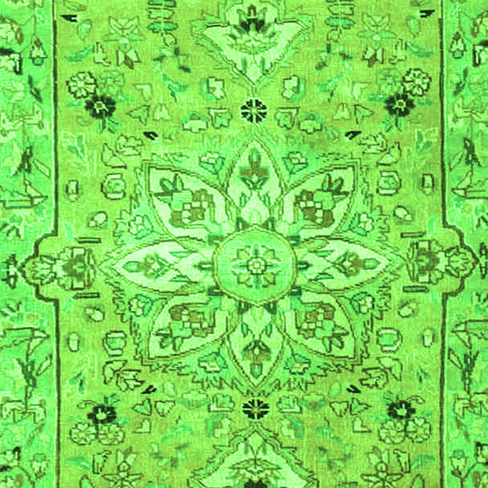 Serging Thickness of Machine Washable Persian Green Traditional Area Rugs, wshtr4173grn
