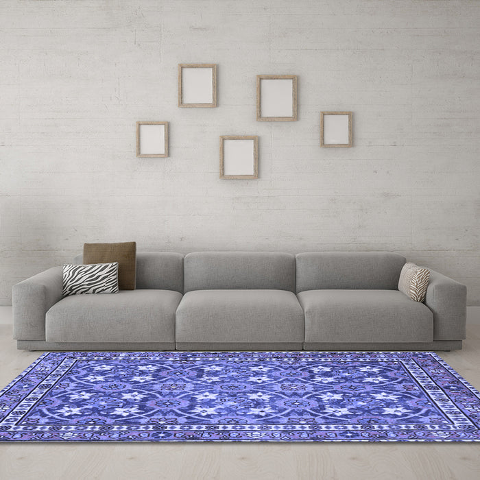 Machine Washable Persian Blue Traditional Rug in a Living Room, wshtr4175blu