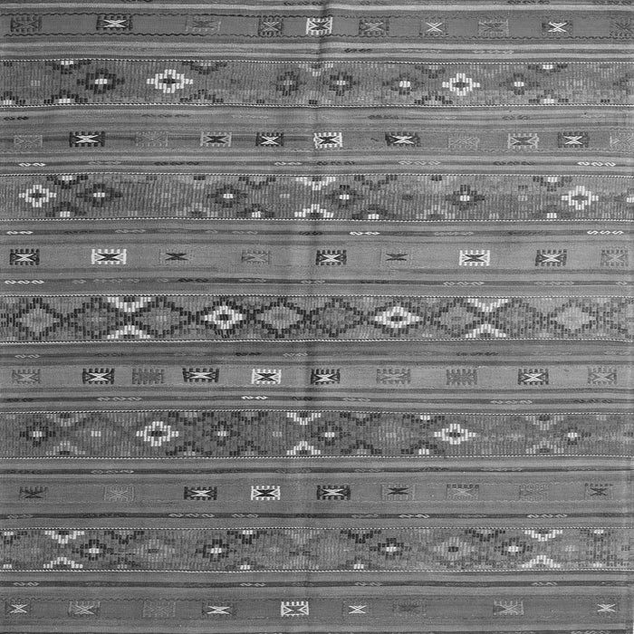 Serging Thickness of Southwestern Gray Country Rug, tr4186gry