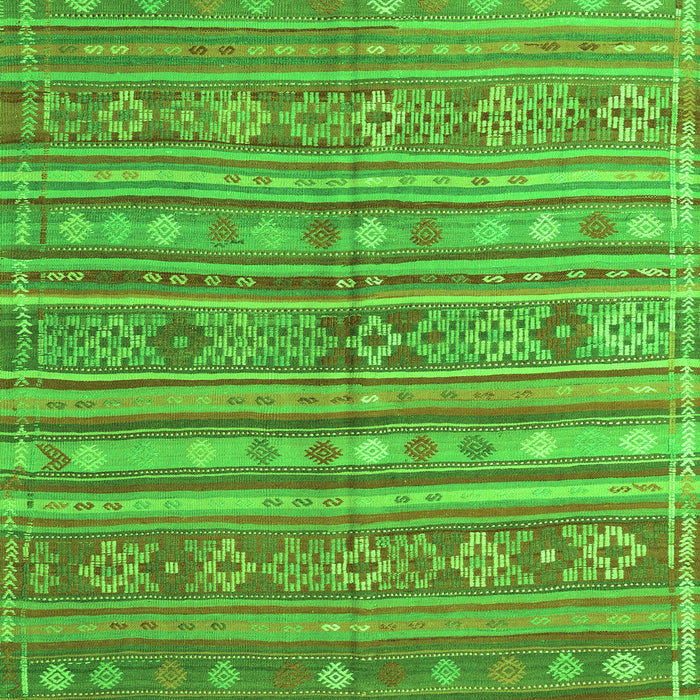 Serging Thickness of Machine Washable Persian Green Traditional Area Rugs, wshtr4187grn