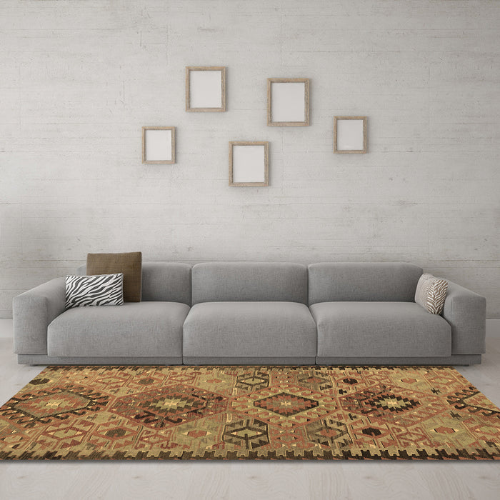 Machine Washable Persian Brown Traditional Rug in a Living Room,, wshtr4188brn