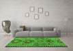 Machine Washable Persian Green Traditional Area Rugs in a Living Room,, wshtr4188grn