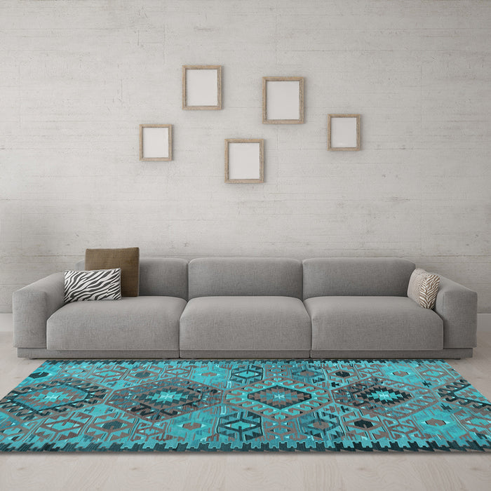 Machine Washable Persian Light Blue Traditional Rug in a Living Room, wshtr4188lblu