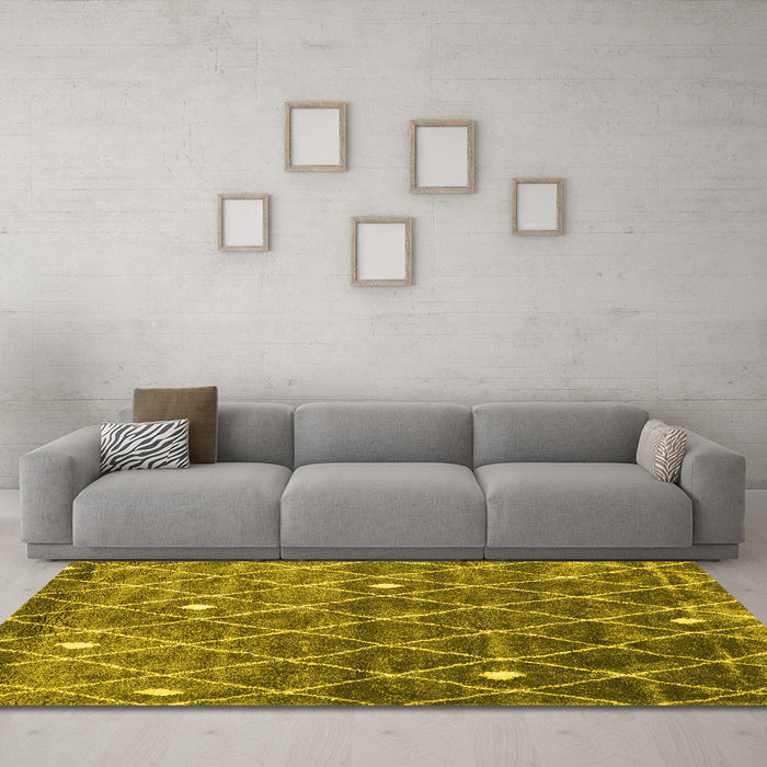 Machine Washable Persian Yellow Traditional Rug in a Living Room, wshtr4189yw