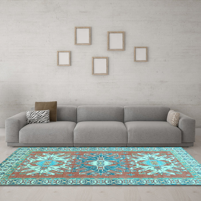 Machine Washable Geometric Light Blue Traditional Rug in a Living Room, wshtr418lblu