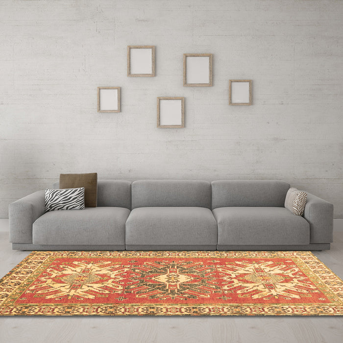 Machine Washable Geometric Brown Traditional Rug in a Living Room,, wshtr418brn