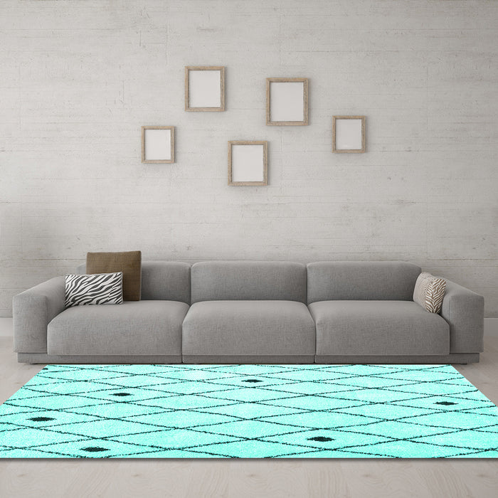 Machine Washable Persian Turquoise Traditional Area Rugs in a Living Room,, wshtr4190turq