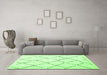 Machine Washable Persian Green Traditional Area Rugs in a Living Room,, wshtr4191grn