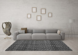 Machine Washable Southwestern Gray Country Rug in a Living Room,, wshtr4192gry