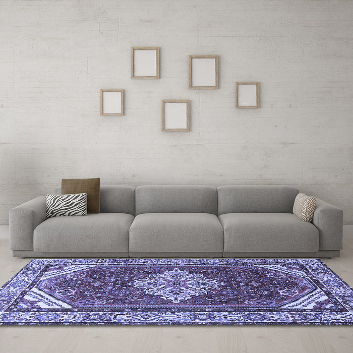 Machine Washable Medallion Blue Traditional Rug in a Living Room, wshtr4193blu