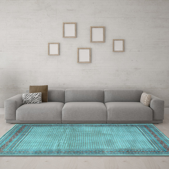 Machine Washable Persian Light Blue Traditional Rug in a Living Room, wshtr4194lblu