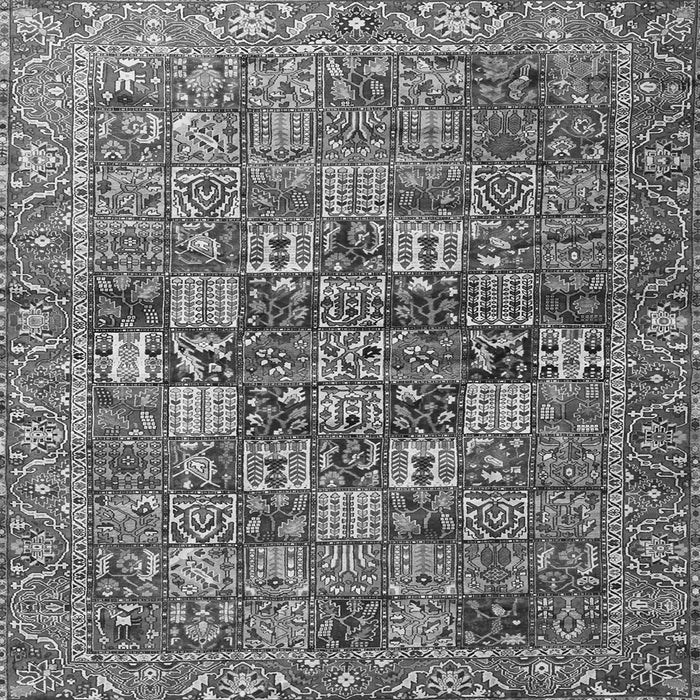 Round Machine Washable Persian Gray Traditional Rug, wshtr4197gry