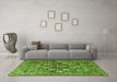 Machine Washable Persian Green Traditional Area Rugs in a Living Room,, wshtr4197grn