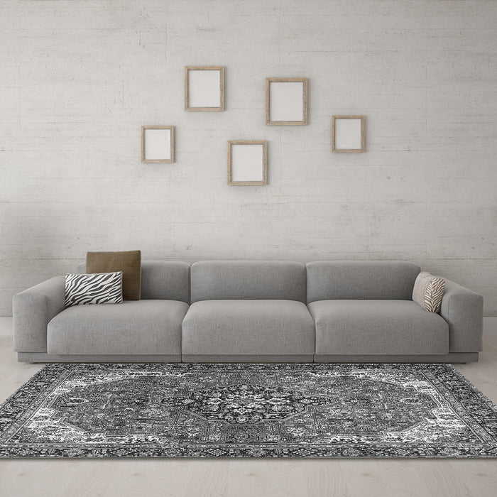 Machine Washable Medallion Gray Traditional Rug in a Living Room,, wshtr4199gry