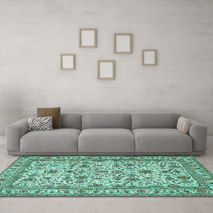 Machine Washable Persian Turquoise Traditional Area Rugs in a Living Room,, wshtr419turq