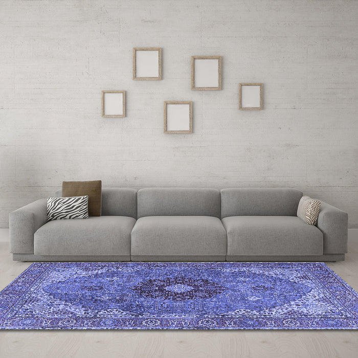 Machine Washable Medallion Blue Traditional Rug in a Living Room, wshtr4212blu