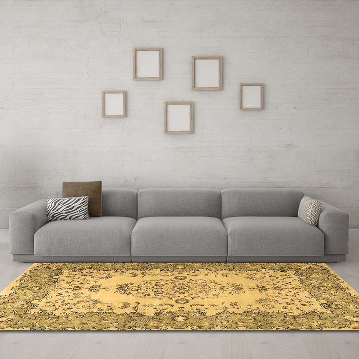 Machine Washable Persian Brown Traditional Rug in a Living Room,, wshtr4216brn