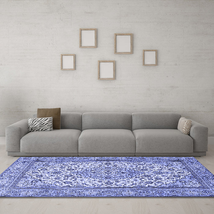 Machine Washable Medallion Blue Traditional Rug in a Living Room, wshtr4217blu