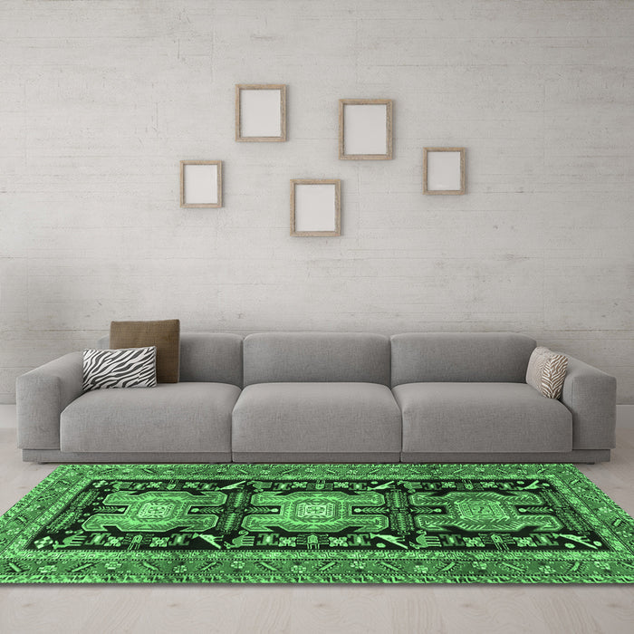 Machine Washable Persian Emerald Green Traditional Area Rugs in a Living Room,, wshtr4228emgrn