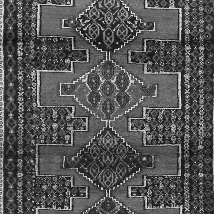 Serging Thickness of Machine Washable Persian Gray Traditional Rug, wshtr4229gry