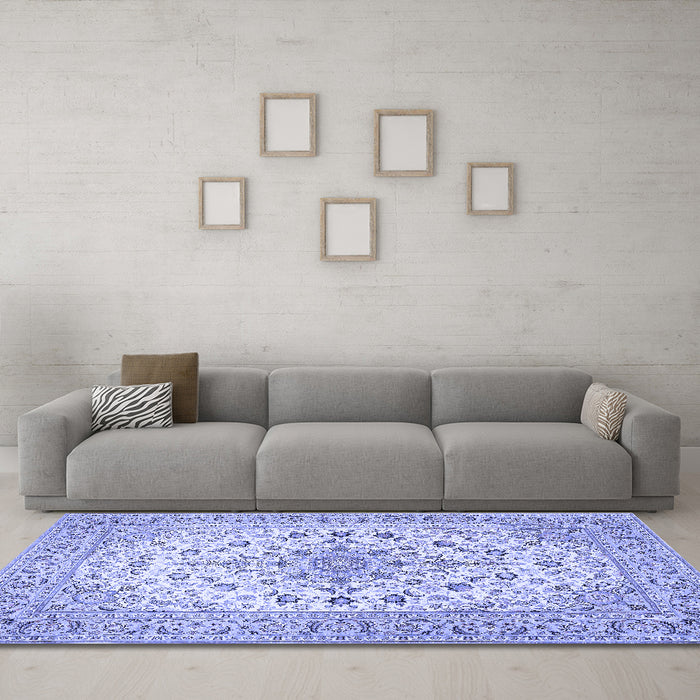 Machine Washable Medallion Blue Traditional Rug in a Living Room, wshtr422blu