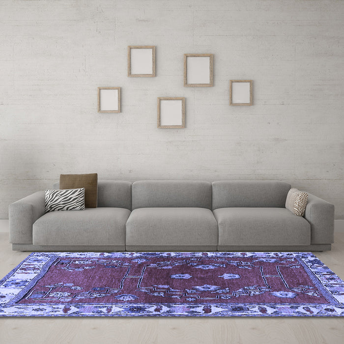 Machine Washable Persian Blue Traditional Rug in a Living Room, wshtr4230blu