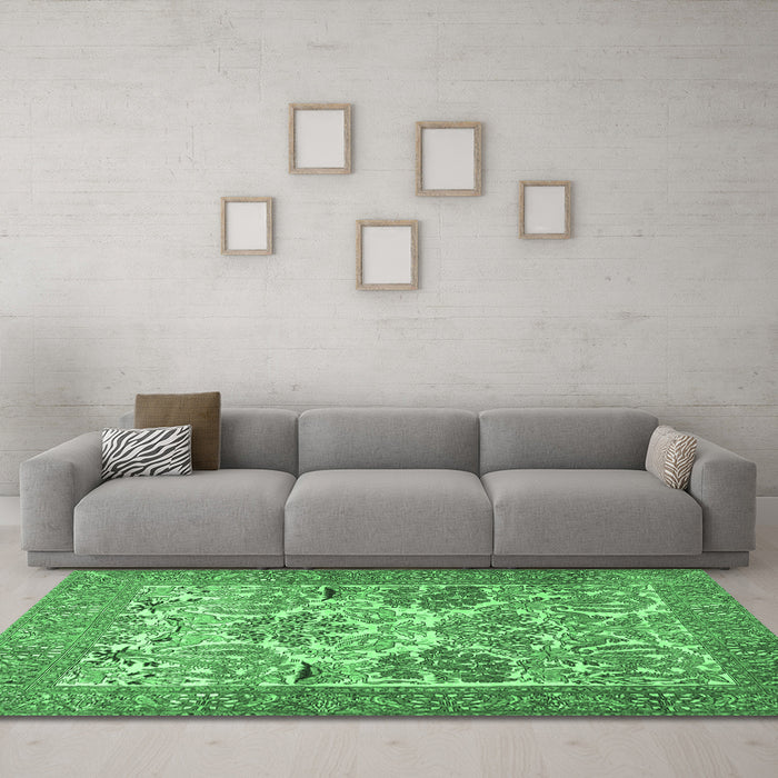 Machine Washable Animal Emerald Green Traditional Area Rugs in a Living Room,, wshtr4232emgrn