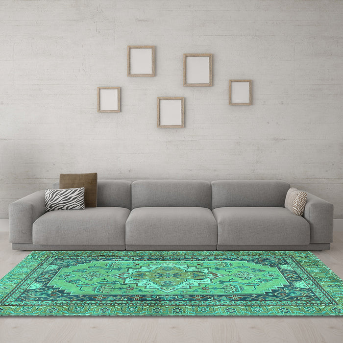 Machine Washable Persian Turquoise Traditional Area Rugs in a Living Room,, wshtr4233turq