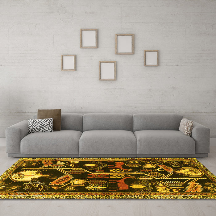 Machine Washable Animal Yellow Traditional Rug in a Living Room, wshtr4238yw