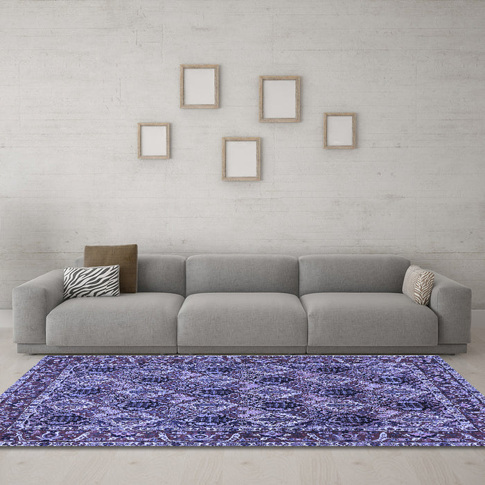Machine Washable Persian Blue Traditional Rug in a Living Room, wshtr423blu
