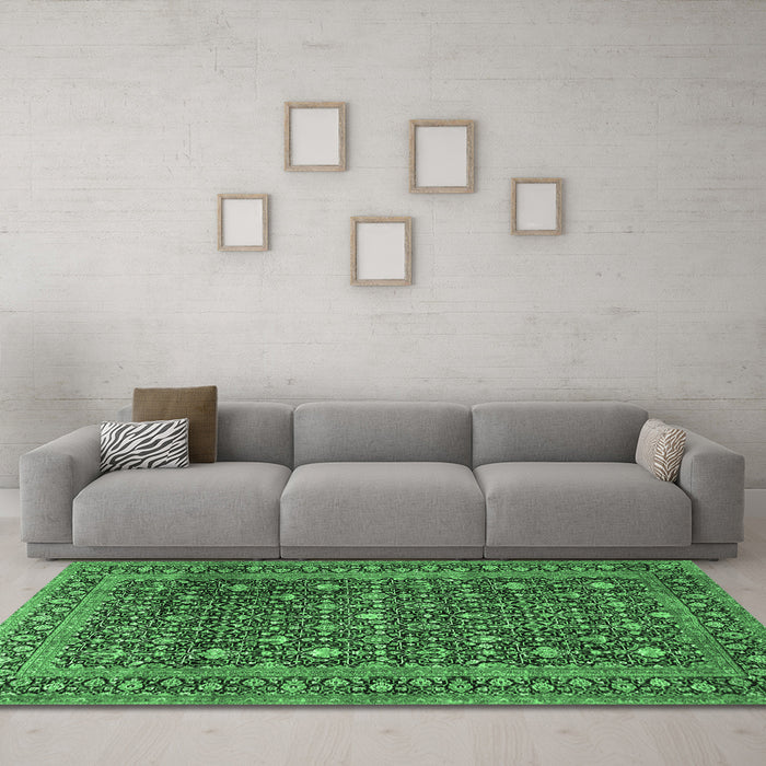 Machine Washable Persian Emerald Green Traditional Area Rugs in a Living Room,, wshtr4247emgrn
