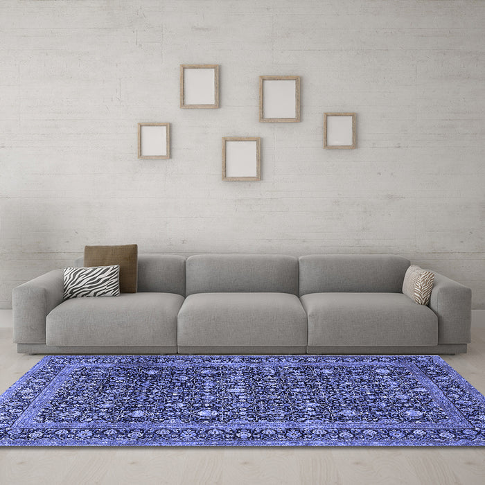 Machine Washable Persian Blue Traditional Rug in a Living Room, wshtr4247blu