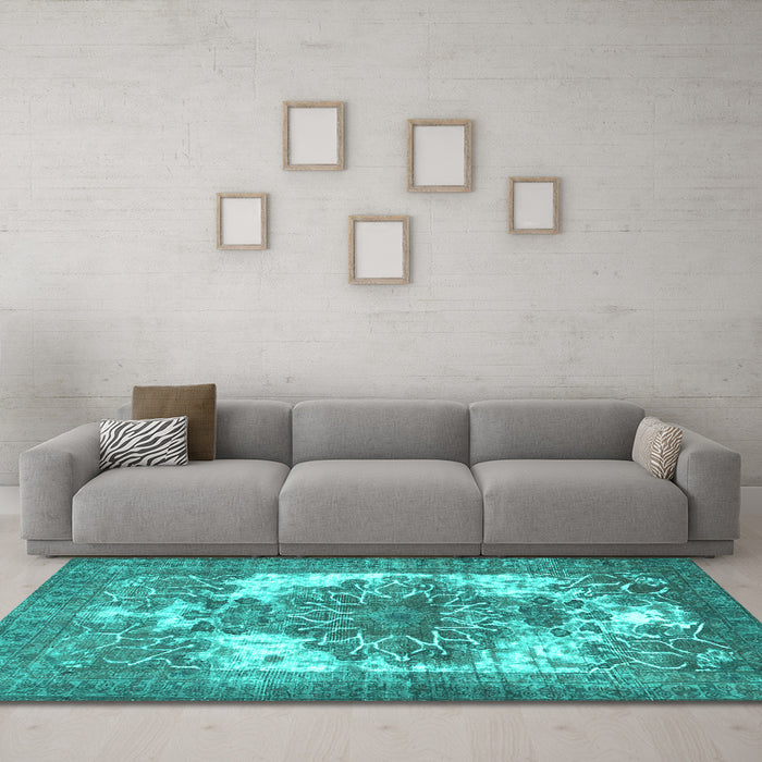 Machine Washable Persian Turquoise Traditional Area Rugs in a Living Room,, wshtr4255turq